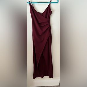 Lulus maroon dress